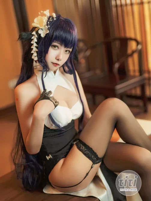 Momoko葵葵 28套COS写真图包合集 持续更新