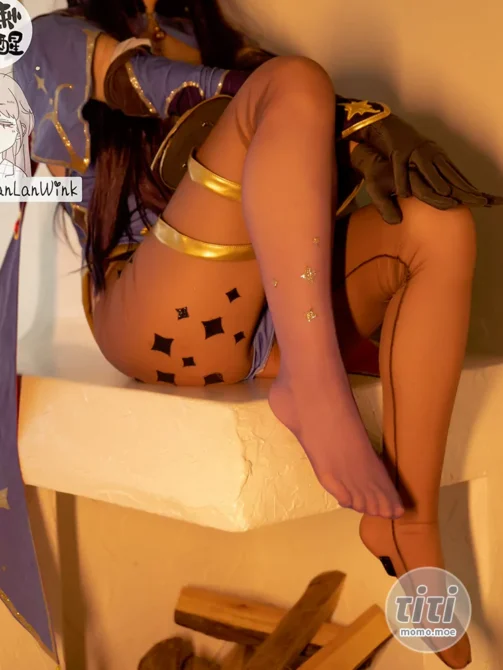 懒懒睡不醒 – NO.001 酒馆脱衣舞女郎莫娜  [74P-255MB]