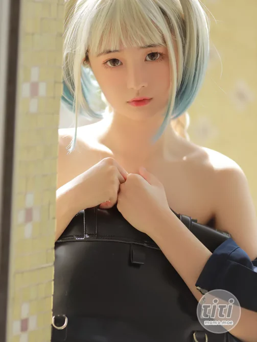 金鱼kinngyo(花音栗子) – NO.004 废弃教学楼 [47P-441MB]