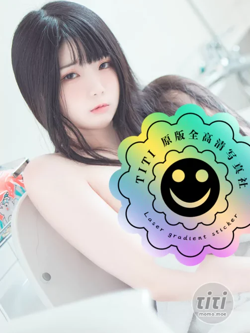 落落Raku_66 – NO.006 (5月订阅) Weekend [44P-186MB]