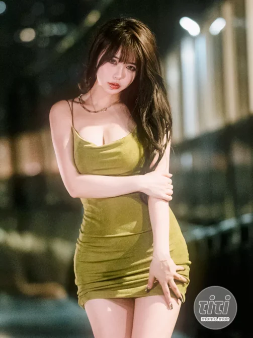 Tina很妖孽呀 – NO.07 绿色连衣裙 [35P-208MB]