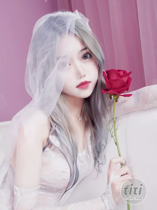 eloise软软 – NO.23 入水蕾丝 [35P-557MB]