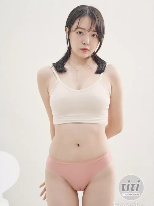 [Espacia Korea] ESP#005 HYUNIE [47P-446MB]