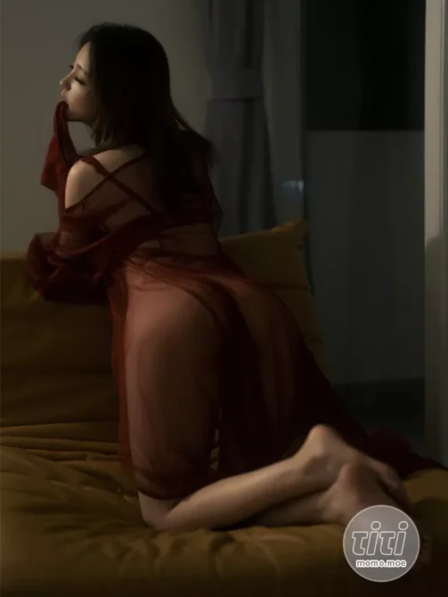 桃良阿宅 – NO.009 红烛 [43P-782MB]