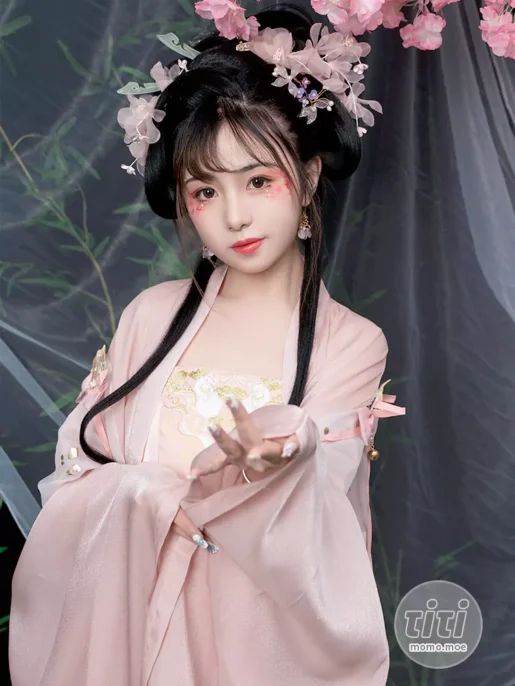 爆机少女喵小吉 NO.070 清平乐 [83P2V-2.69G]