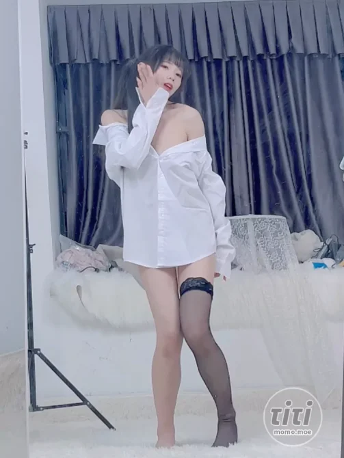 黏黏团子兔 – NO.026 (咬一口兔娘) 你最最最重要 [里程碑50奖励 [1V-353M]