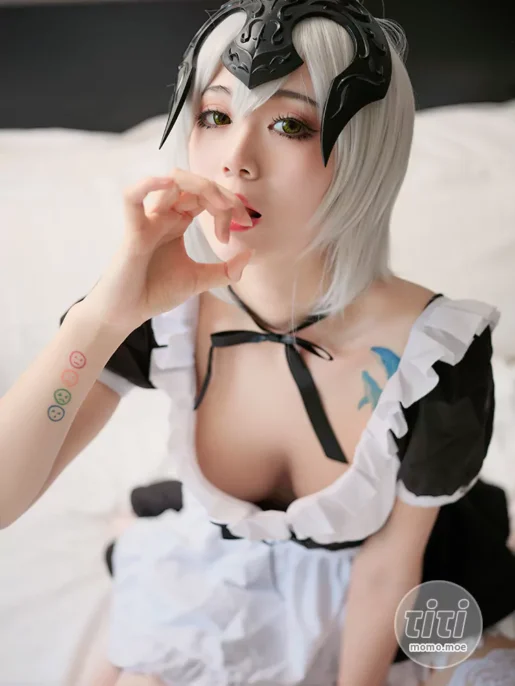 一米八的大梨子 – NO.032 女仆拓展包 [30P-229M]