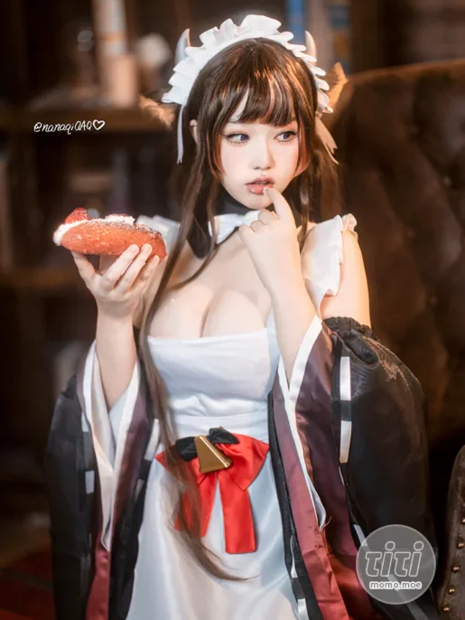 七七娜娜子 – NO.010 樫野牛牛女仆 [42P7V-250MB]