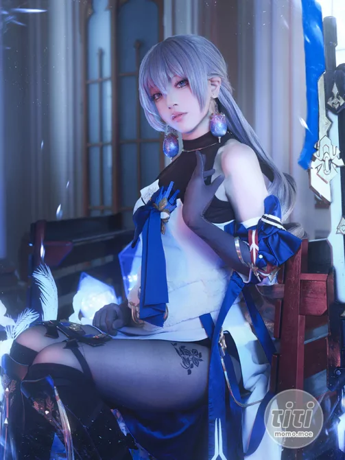 黑龙贯通 – NO.006 布洛妮娅 [15P-106MB]