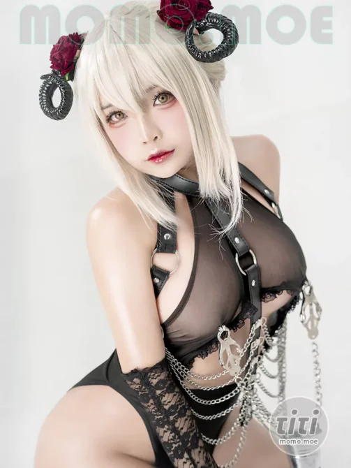 Sayo Momo – NO.011 Saber Alter the devil [20P-138MB]