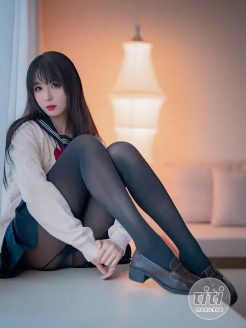 轩萧学姐 – NO.045 黑丝JK 2.0 [44P-167M]