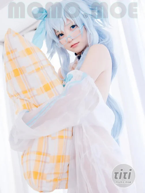 花铃 – NO.035 PA15 游戏时光 [14P-41MB]