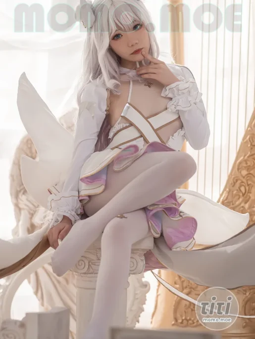 王胖胖u – NO.014 恶毒 [16P-72MB]