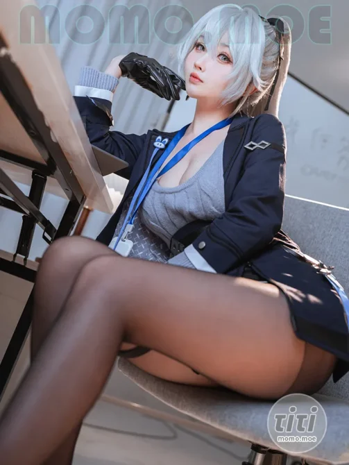 rioko凉凉子 – NO.142 布洛妮娅OL [50P+12V-896MB]