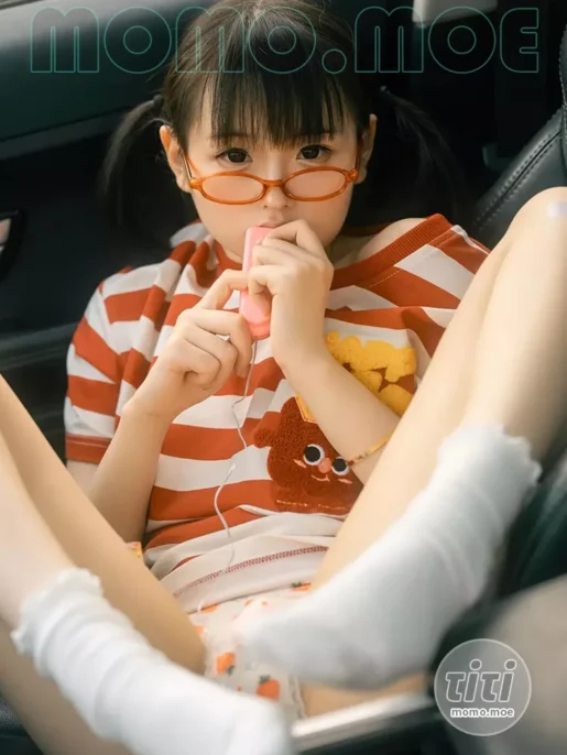 幼水铃衣 – NO.003 周末郊游 [62P-144MB]