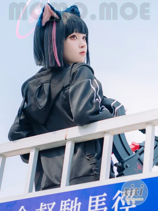 矢量鱼 – NO.002 杏山千纱 [18P-181MB]