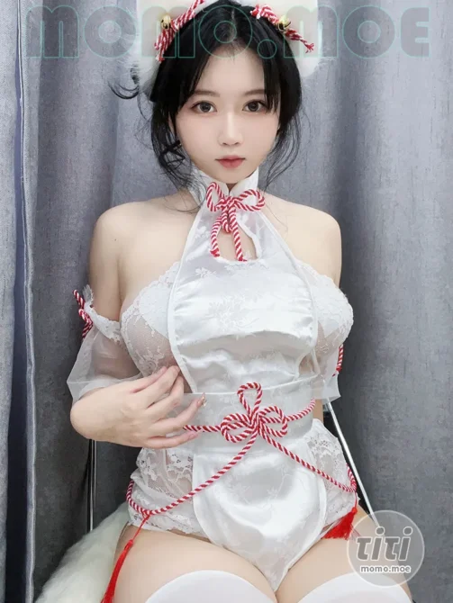 是依酱呀（是依酱吖） – NO.082 狐狸 [24P+4V-277M]