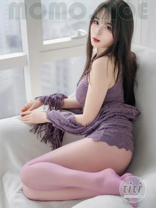 轩萧学姐 – NO.079 紫色旗袍红丝 [74P+1V-499M]