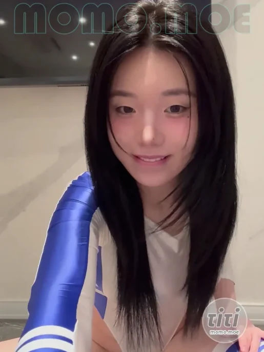 Yeon Woo (연우) – NO.034 [온팬] M자+옆태 [18P+2V-66MB]