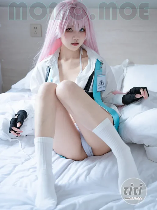 清水凪 – NO.007 小鸟游星野 [88P-383MB]